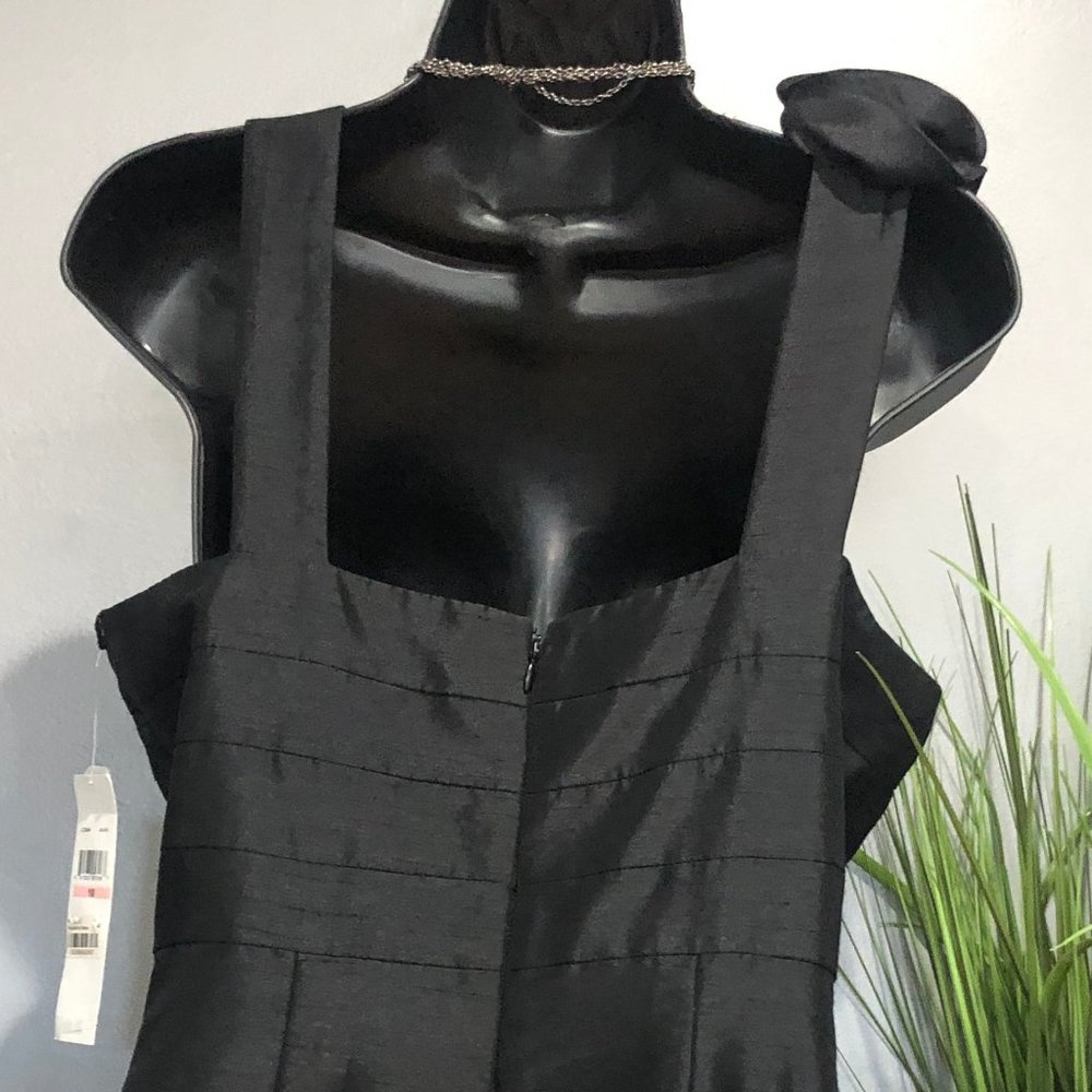 ONE SHOULDER RUFFLE BLACK DRESS - Picture 3 of 8